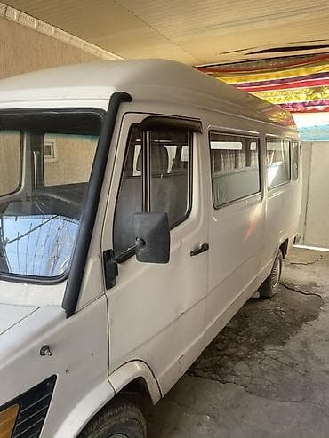 рав 4 2000: Автобус, Mercedes-Benz, 1992 г., 2.3 л, до 15 мест — 1