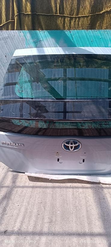 Автозапчасти: Крышка багажника Toyota, 2012 г., Б/у, Оригинал — 3