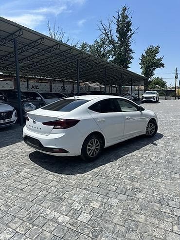 byd plus: Hyundai Avante: 2019 г., Автомат, Бензин, Седан — 4