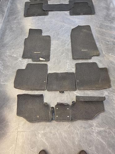 запчаст хонда срв: Родные Резиновые Полики Для салона Honda, цвет - Черный, Б/у, Самовывоз — 1