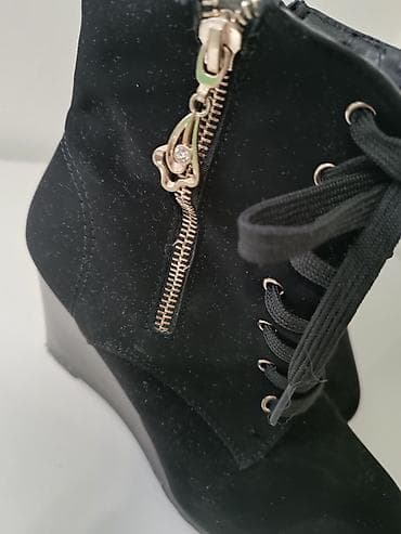 Услуги ветеринара: Женские ботинки на танкетке Размер 38 Состояние идеальное,одевалось 1 — 3