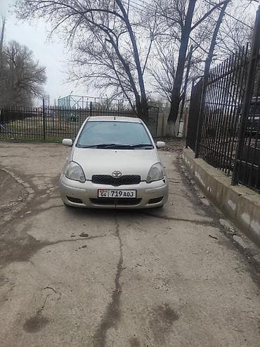Toyota Vitz: 2002 г., 1.3 л, Автомат, Бензин, Хетчбек — 2