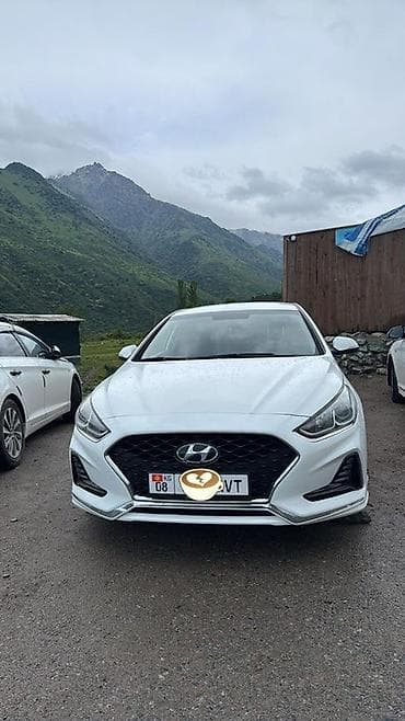 mazda 6: Hyundai Sonata: 2017 г., Седан — 1