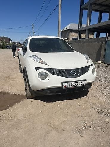 Nissan Juke: 2013 г., 1.6 л, Автомат, Бензин, Кроссовер