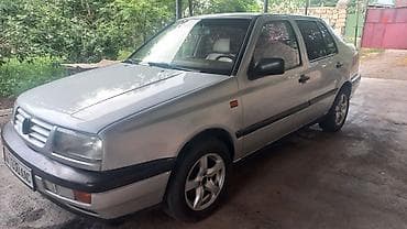 Продажа авто: Volkswagen Vento: 1992 г., 1.8 л, Механика, Бензин, Седан — 7
