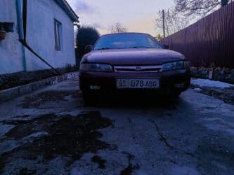 Mazda 626: 1993 г., 2 л, Механика, Бензин, Хэтчбэк