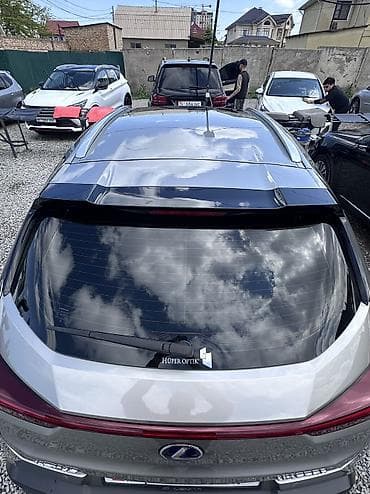 tesla 3: Lexus UX: 2019 г., 2 л, Автомат, Гибрид, Кроссовер — 8