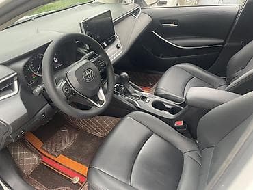 prius 30: Toyota Corolla: 2022 г., 1.8 л, Вариатор, Гибрид, Седан — 7