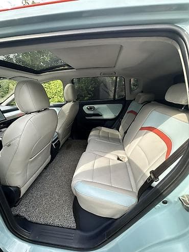 wuling mini ev: GAC Aion Y — полностью электрический компактный кроссовер. Ключевые — 6