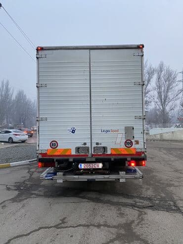 чехол на вольво: Грузовик, Mercedes-Benz, Стандарт, Б/у — 3