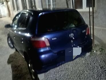 byd leopard 3: Toyota Yaris: 2000 г., Механика, Бензин, Хэтчбэк — 1