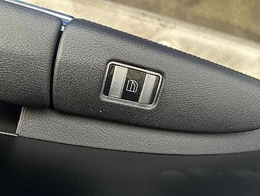 c class: Переднее правое Mercedes-Benz, 2008 г., Оригинал — 1