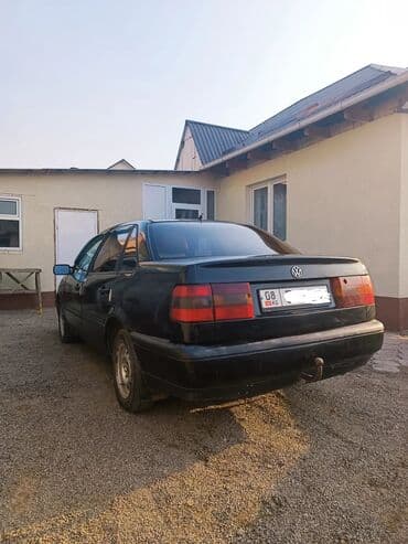 обмен с вашей доплатой: Volkswagen Passat: 1994 г., 1.8 л, Механика, Бензиновая, Седан — 3