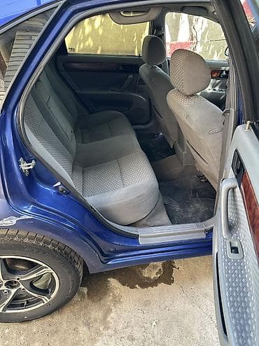 мега авто: Chevrolet Lacetti: 2004 г., 1.8 л, Автомат, Бензин, Седан — 5