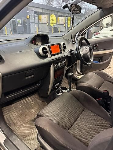 tayuta prius: Toyota Ist: 2002 г., 1.5 л, Автомат, Бензин, Хэтчбэк — 7