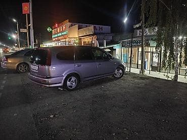 Транспорт: Honda Stream: 2003 г., 2 л, Автомат, Бензин, Минивэн — 1