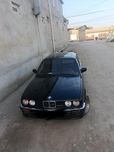 audi a4 b6: BMW 3 series: 1986 г., Седан — 1