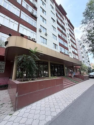 open space: Аренда офисов, 240 м², В жилом комплексе, 1 линия, С отдельной кухней, С отдельным входом — 1