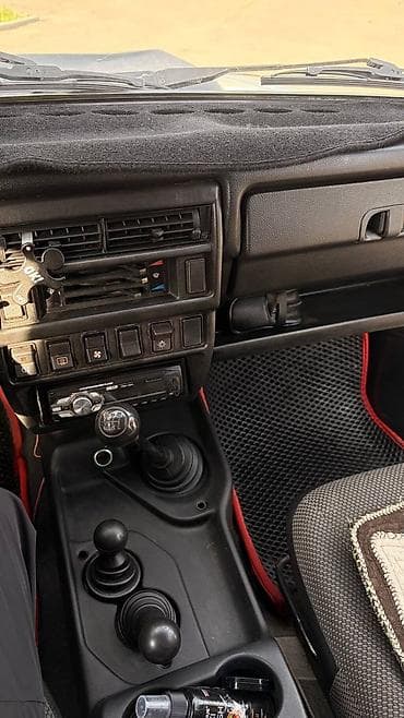 aydi c4: ВАЗ (ЛАДА) 4x4 Нива: 2010 г., 1.7 л, Механика, Бензин, Внедорожник — 3