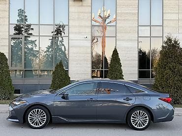 rav4 2014: Toyota Avalon: 2018 г., 2.5 л, Вариатор, Гибрид, Седан — 7