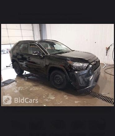 капот тайота: Toyota RAV4: 2021 г., 2.5 л, Автомат, Бензин, Внедорожник — 10