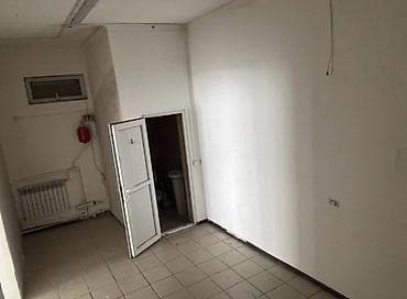 кыргыз недвижимост: Срочно срочно, срочно ! Сдаётся помещение под коммерческий — 10