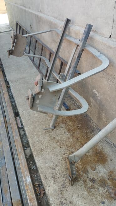 работа сварщик на подработку: Подзапасник на полуприцеп 
сварка жок 
трещина жок
чирик жок — 1