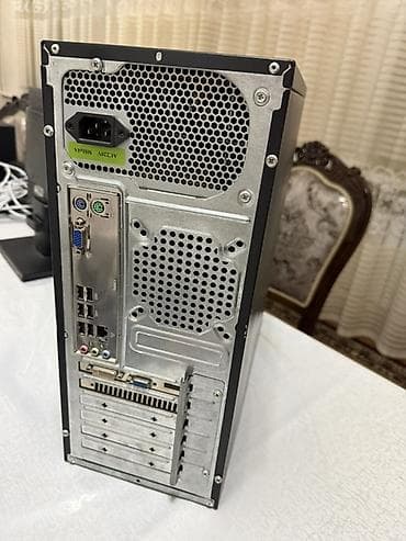 системник монитор: Настольный компьютер с монитором и периферией Состав комплекта: - — 3