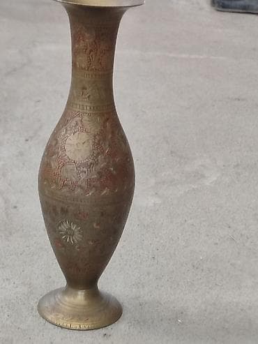 Латунная ваза с ручной гравировкой - Материал: латунь - Техника