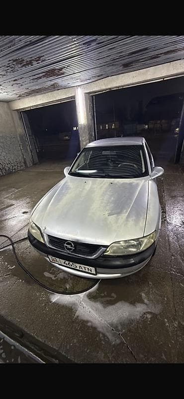 infinity fx: Opel Vectra: 2001 г., Седан — 1