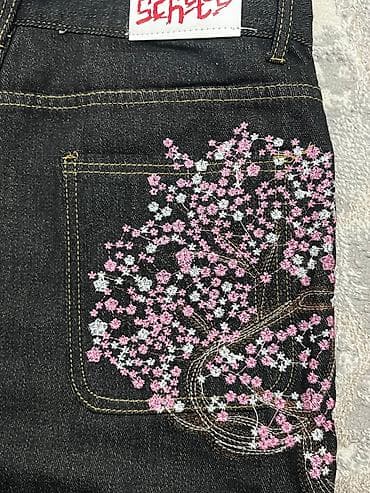 Атайын кийим: Продаю абсолютно новые джинсы «сакура» подойдут на рост 175-185 см — 2