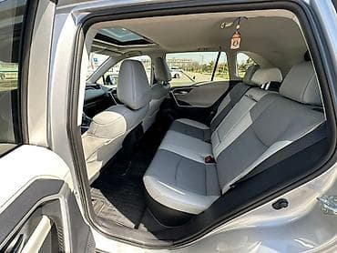 e2 byd: Toyota RAV4: 2019 г., 2.5 л, Автомат, Гибрид, Кроссовер — 9