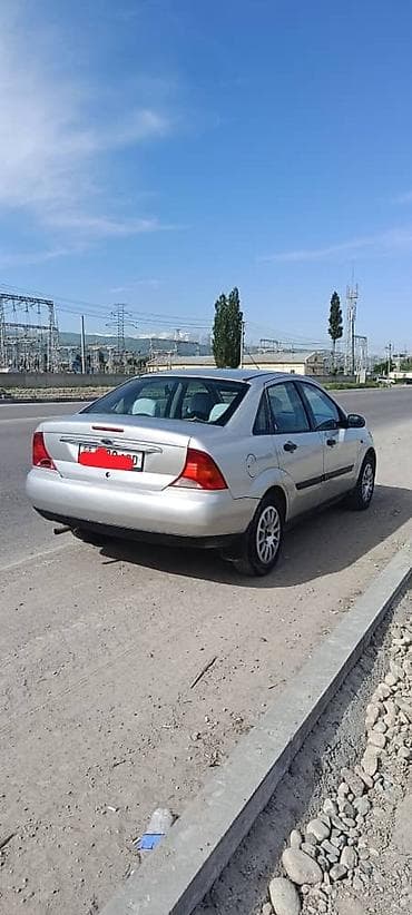 лада четырка: Ford Focus: 1999 г., 1.6 л, Механика, Бензин, Седан — 4