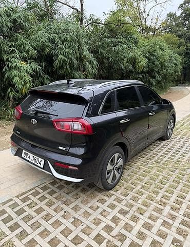 киа неро: Kia Niro: 2018 г., 1.6 л, Автомат, Гибрид, Кроссовер — 3