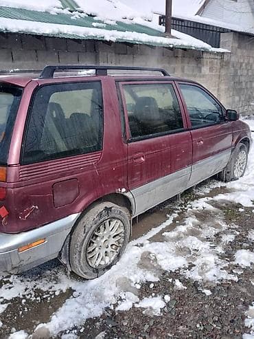 Скупка авто: Продается минивэн/кроссвэн в бордовом цвете с серебристым нижним — 4