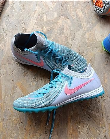заказать сороконожки: Футбольные бутсы/сороконожки Nike (TF) для игры на искусственных — 1