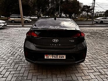 aion v: Hyundai Ioniq: 2019 г., 1.6 л, Автомат, Гибрид, Лифтбек — 6