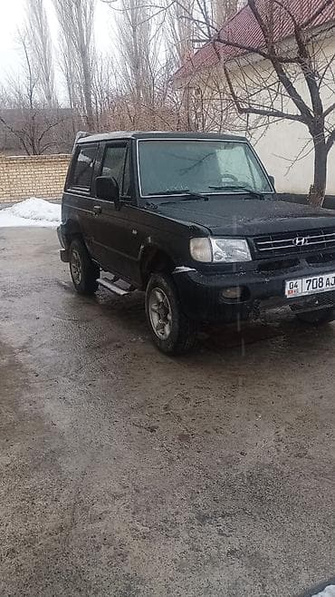 панель на мерс: Hyundai Galloper: 2001 г., 2.5 л, Механика, Дизель, Внедорожник — 1
