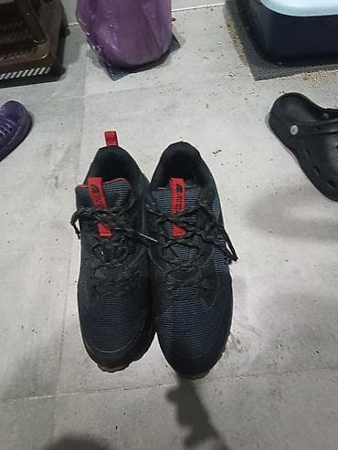 треккинговые: Мужские кроссовки, 42, The North Face, Б/у, цвет - Черный — 1