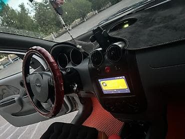 mini kuper: Chevrolet Aveo: 2002 г., 1.5 л, Автомат, Бензин, Хэтчбэк — 5