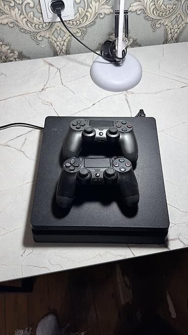диск на сони 4: PS 4 слим — 2