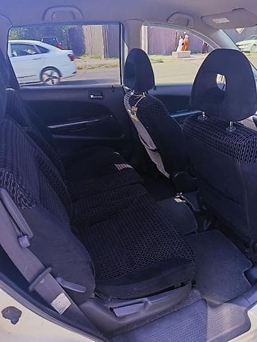 Honda Stream: 2003 г., 0.2 л, Автомат, Бензин, Универсал — 5