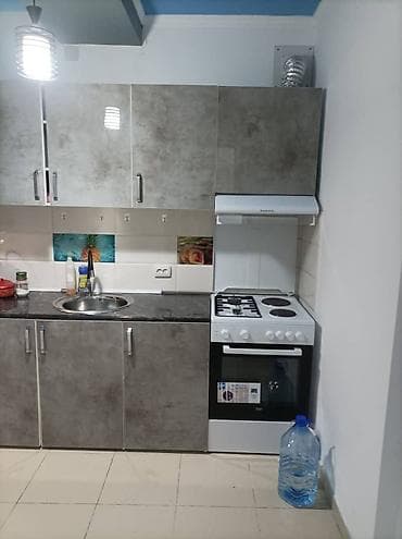 Бөлмөлөр: 58 м², Эмереги менен — 3