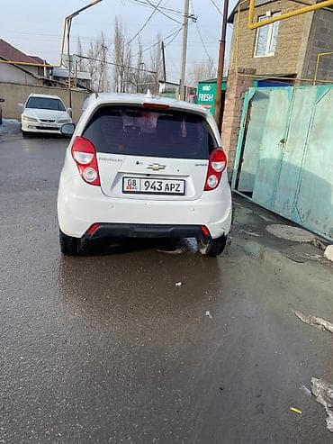 matiz 2013: Chevrolet Spark: 2015 г., Автомат, Бензин, Хэтчбэк — 5