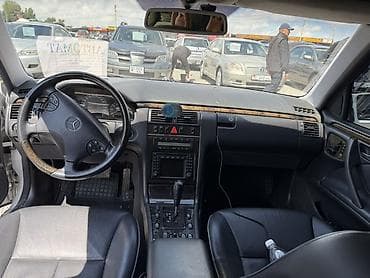 mers e124: Mercedes-Benz E-Class: 2000 г., 4.3 л, Автомат, Бензин, Седан — 9