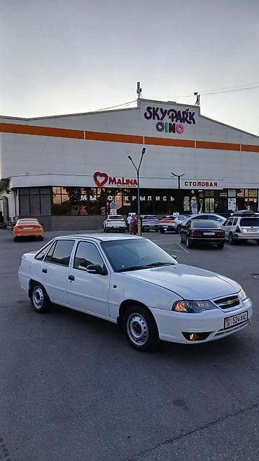 Daewoo Nexia: 2012 г., 1.5 л, Механика, Бензин, Седан
