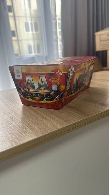 голанские розы: Пиротехнический набор салютов В комплект входят: - Батарея салютов — 1