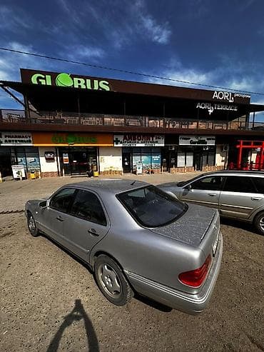 мерседес е класс: Mercedes-Benz E-Class: 1997 г., 3.2 л, Ручные, Бензин, Седан — 7