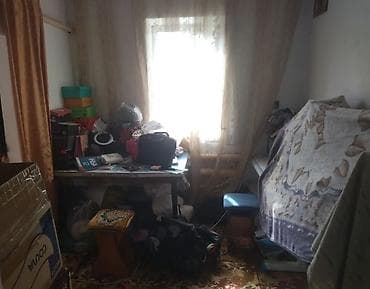 Дома: 🏡 Продаётся уютный 4-комнатный дом в ж/м Ак-Босого! 🌿 Площадь участка — 6