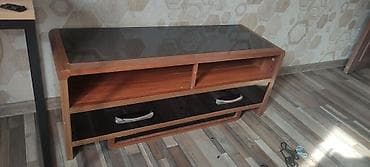 парикмахерские столы: Тумба и подставка для телевизора, Б/у, Напольная, ЛДСП, Самовывоз, цвет - Коричневый — 2